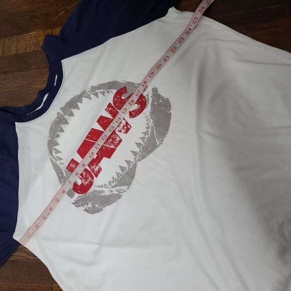 Jaws Universal Studios baseball t-shirt Size 3x Unisex - Picture 5 of 6